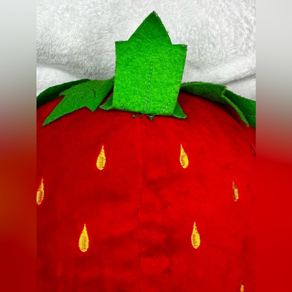 🍓Strawberry Kiss Shopkins Plush- preloved - Picture 9 of 9